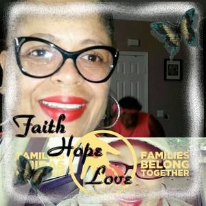 Meet your Posher, Deborah